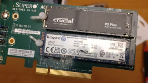 Dual NVMe SSDs PCIe Adapter Supermicro AOC-SLG3-2M2